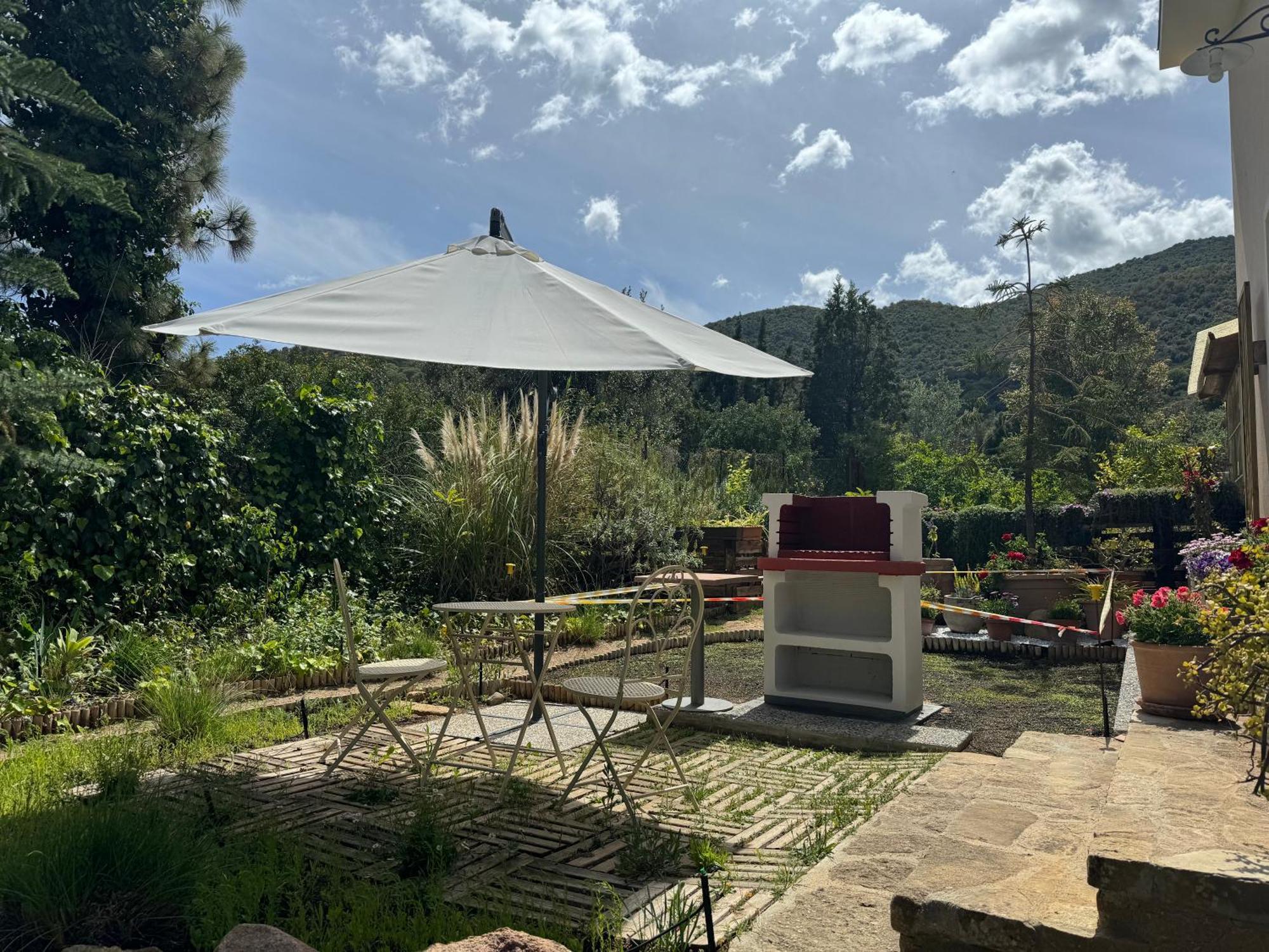 Villa Dei Fiori - Casa Vacanza Capoterra Eksteriør billede