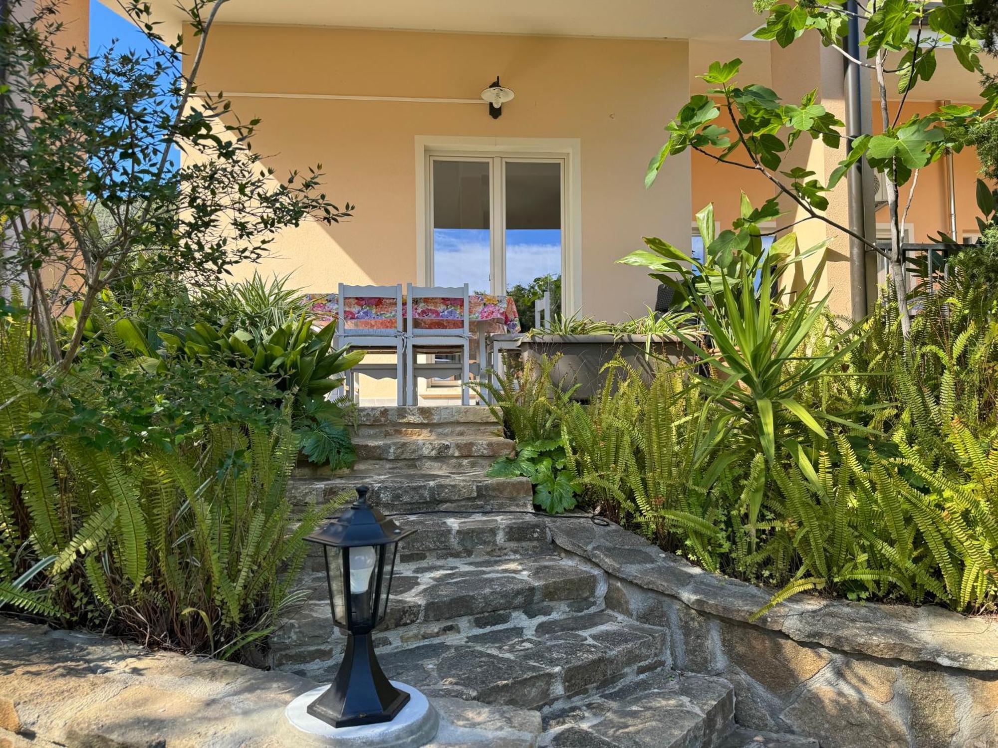 Villa Dei Fiori - Casa Vacanza Capoterra Eksteriør billede