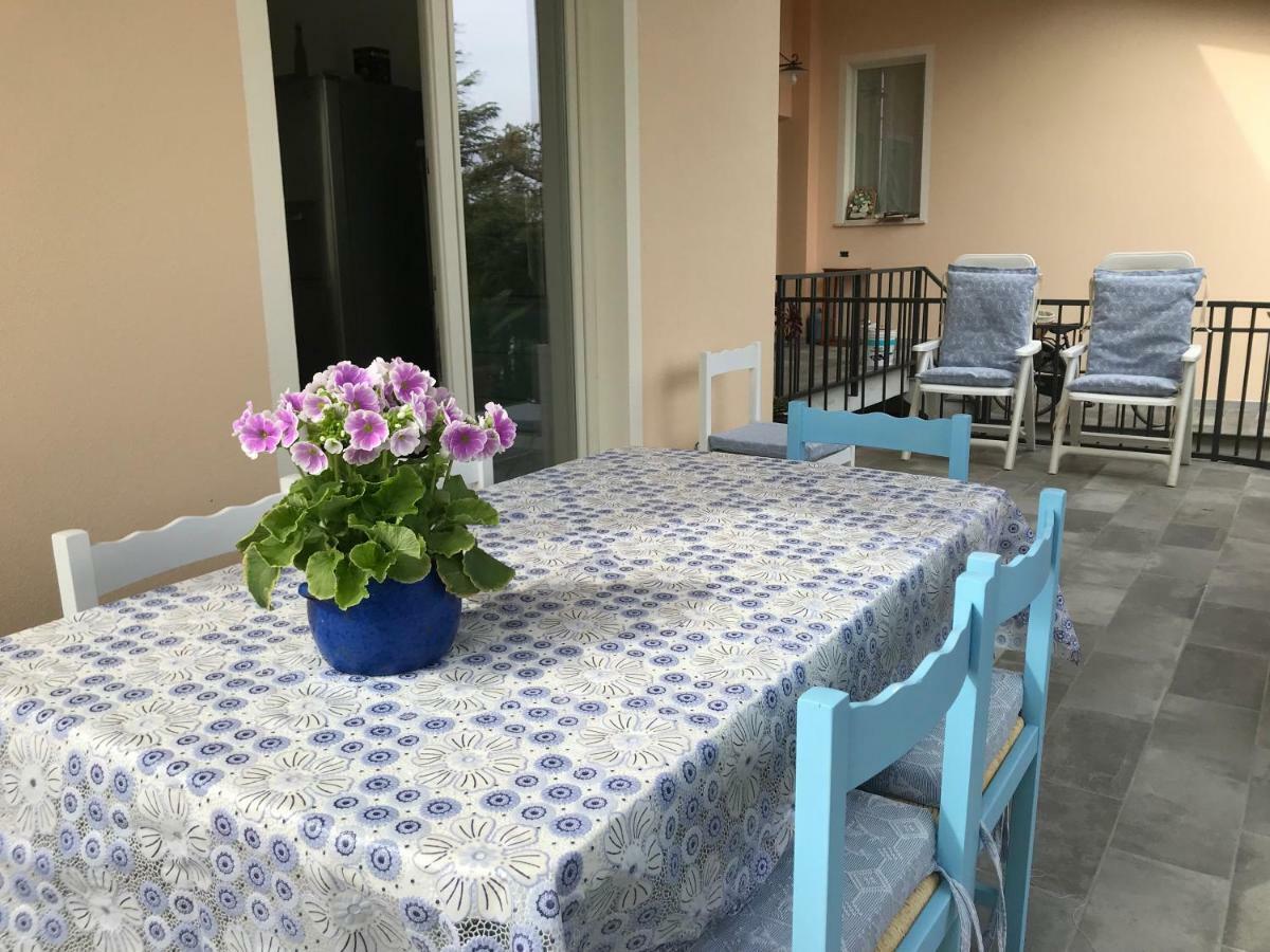Villa Dei Fiori - Casa Vacanza Capoterra Eksteriør billede